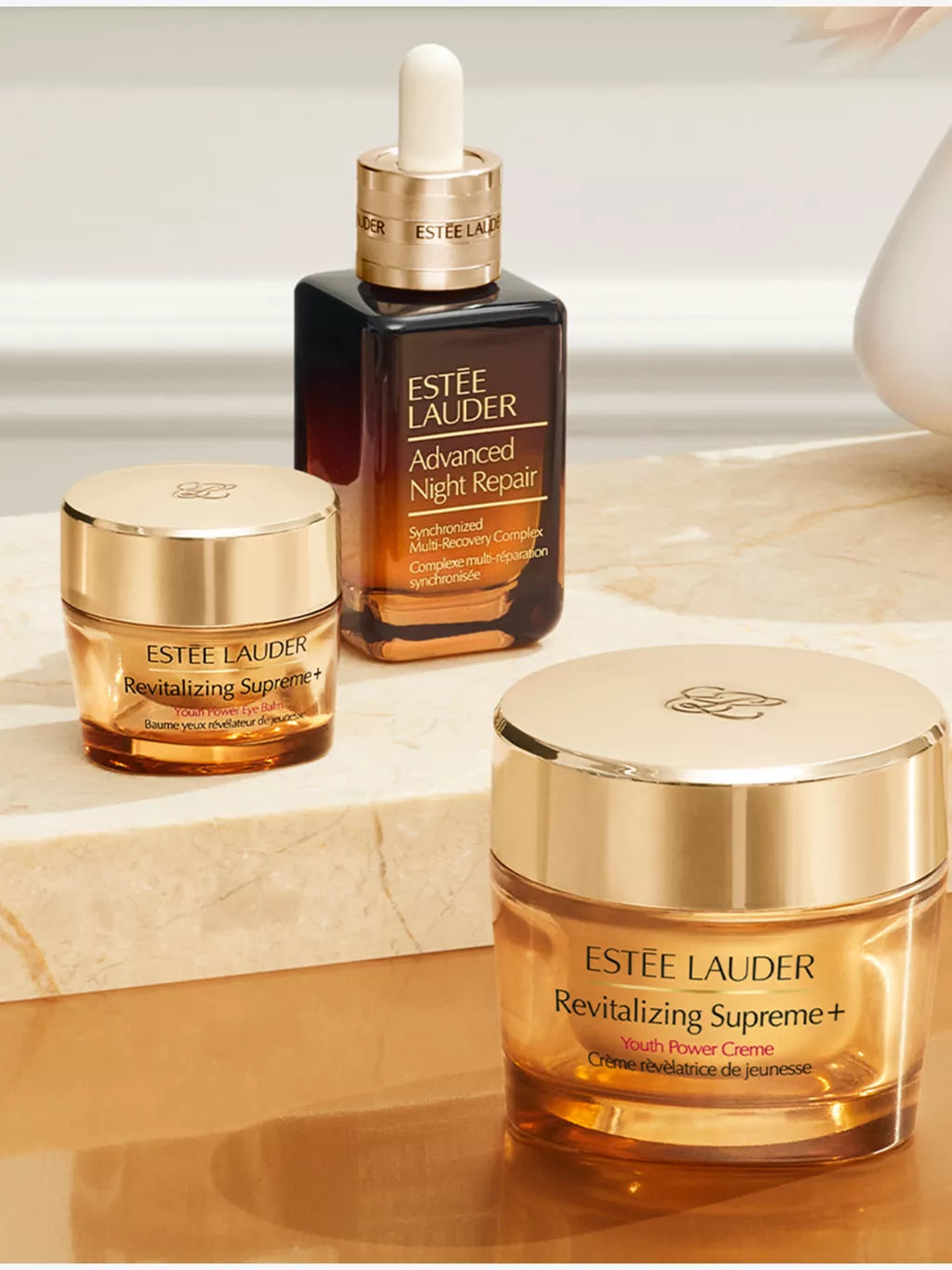 Revitalizing Supreme+ Youth Power Crème moisturiser 50ml